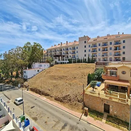 Acogedor Piso Con Terraza Y Parking! Appartement