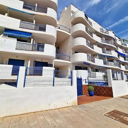 Acogedor Piso Con Terraza Y Parking! Benalmádena